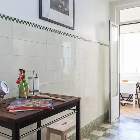 Lxroller Marques Pombal Penthouse Affittacamere Lisbona